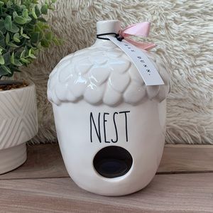 NWT Rae Dunn Acorn Nest Birdhouse with Pink Bow!